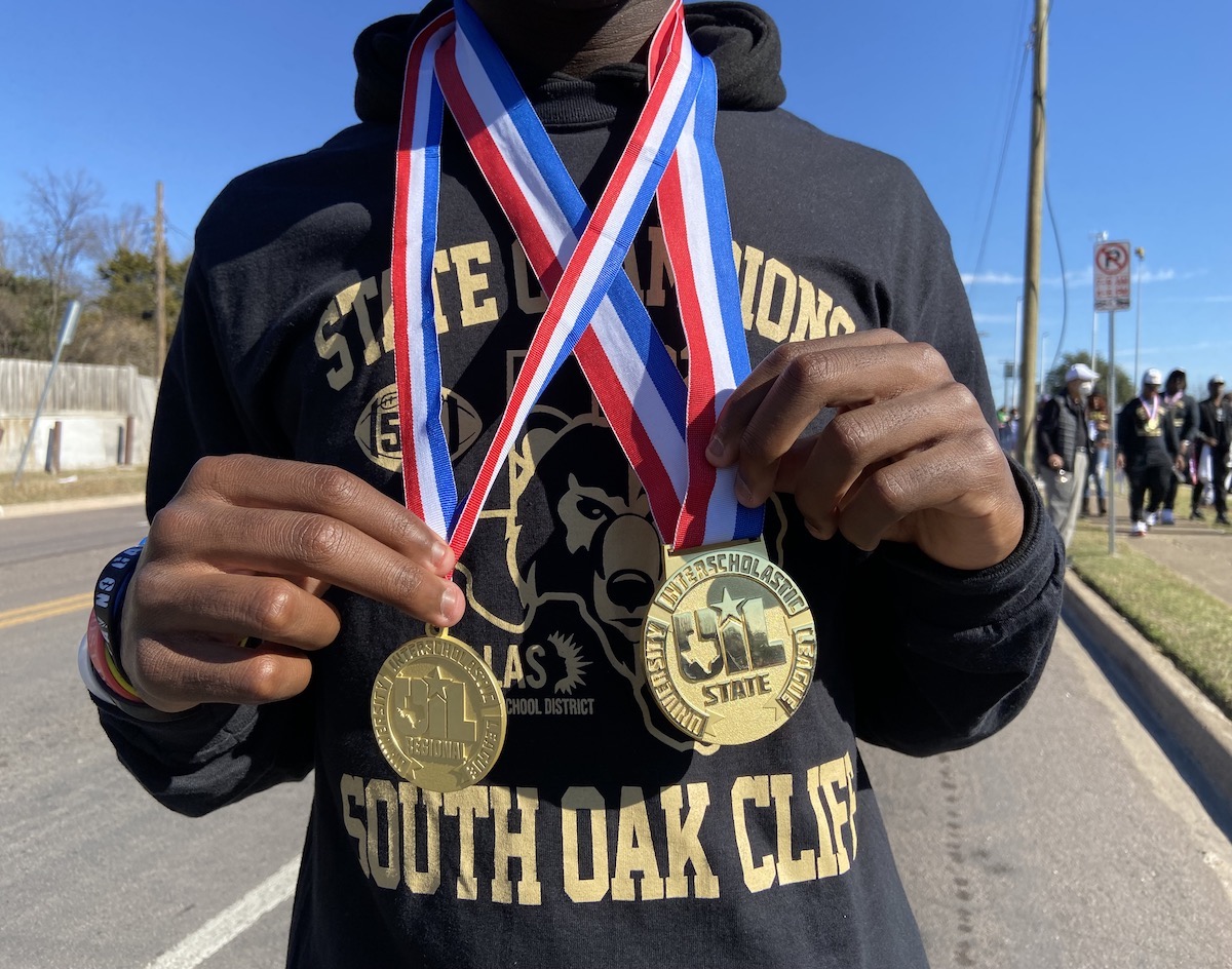[Photos] South Oak Cliff High School State Football Championship Parade